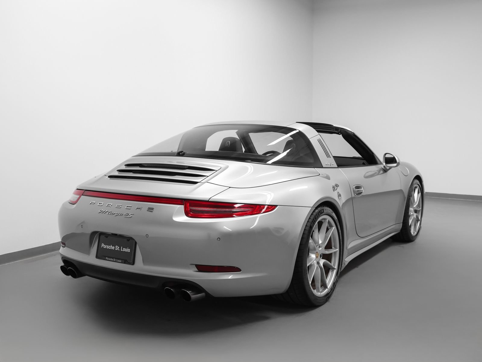 Certified 2015 Porsche 911 Targa 4S image 14