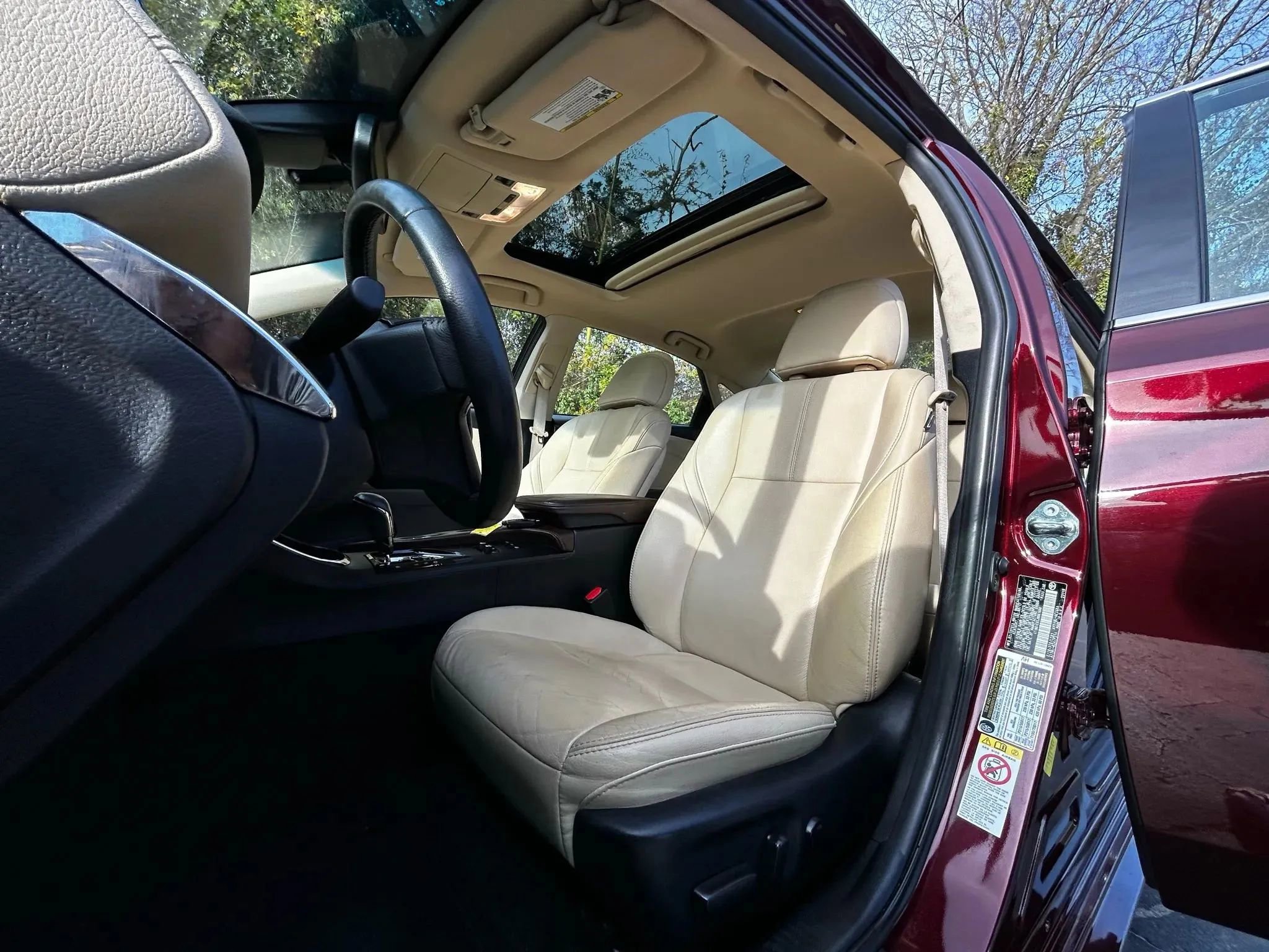 Used 2018 Toyota Avalon XLE Premium image 24