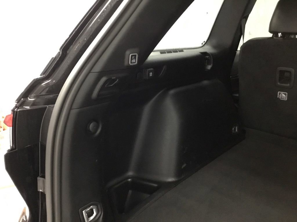 Used 2023 Jeep Grand Cherokee Altitude image 17