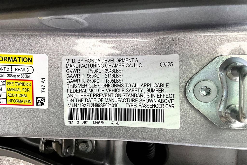 Used 2025 Honda Civic Sport image 16