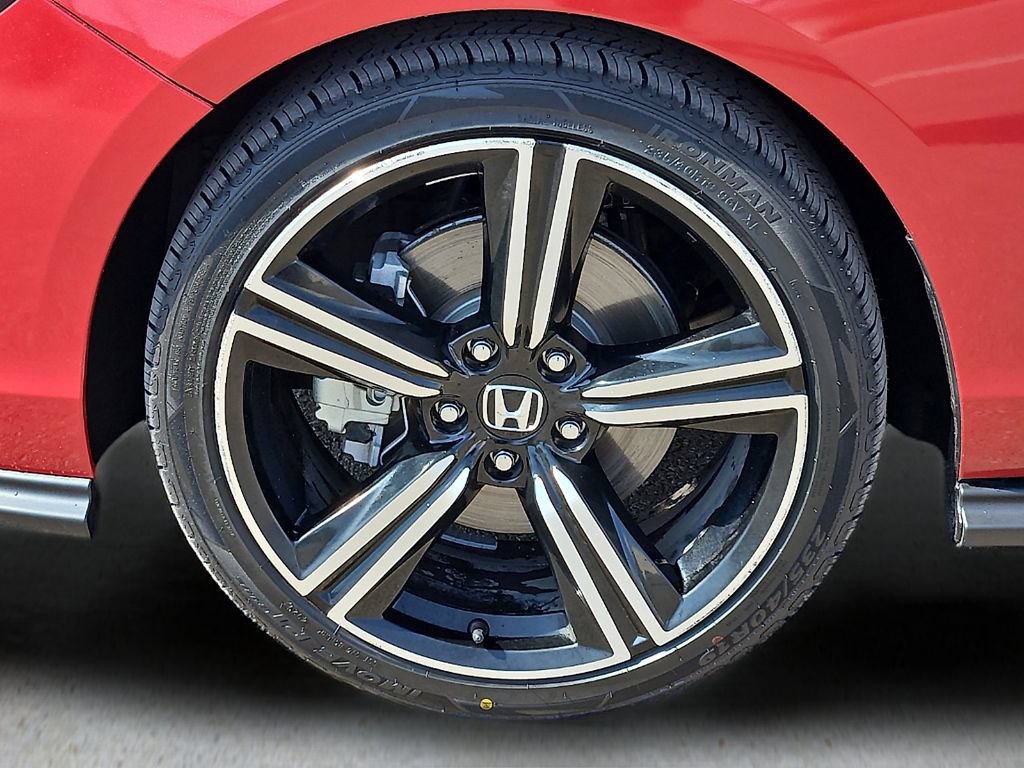 Used 2024 Honda Accord Sport image 10