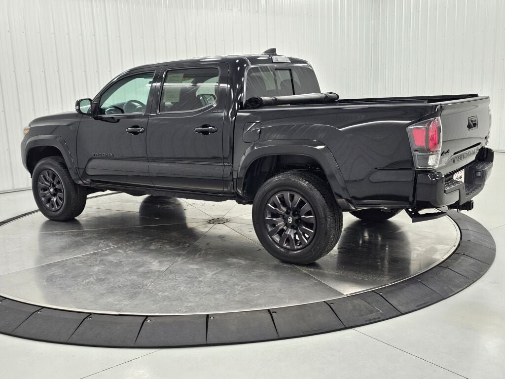 Used 2023 Toyota Tacoma Limited w/ Nightshade Package AWD/4WD image 3