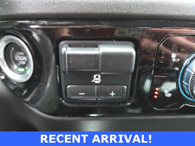 Used 2023 GMC Sierra 1500 Elevation w/ Preferred Package image 8