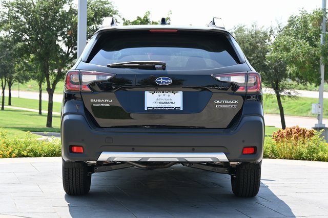 New 2025 Subaru Outback Touring XT image 4