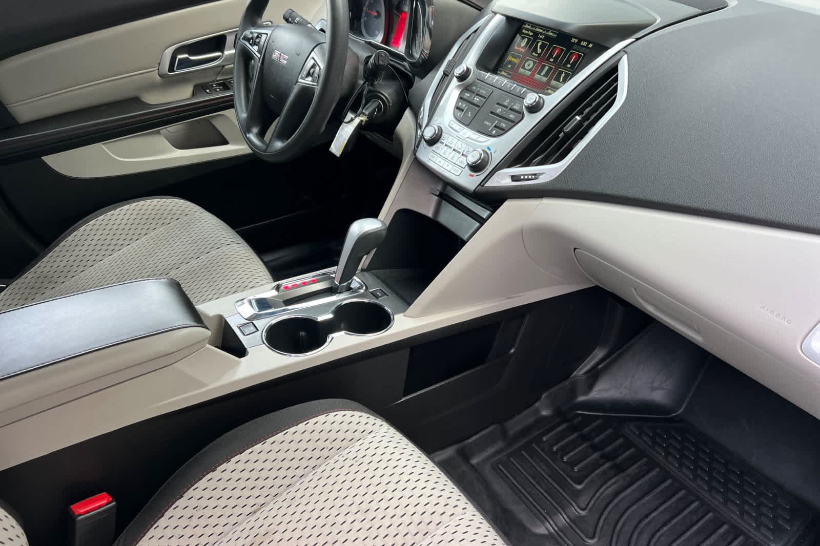 Used 2014 GMC Terrain SLE FWD image 16