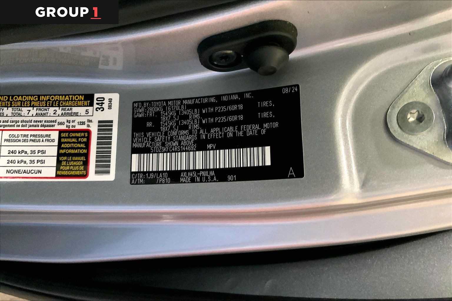 Certified 2024 Toyota Sienna Limited AWD/4WD image 37