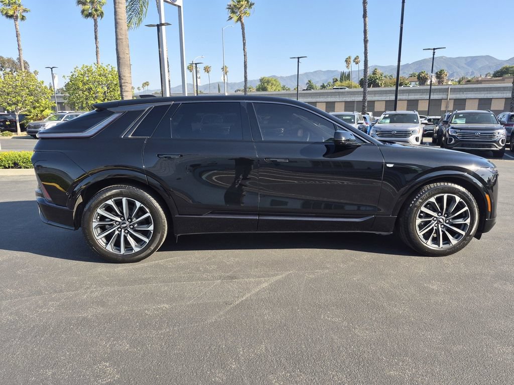 Used 2024 Cadillac Lyriq Sport RWD image 8