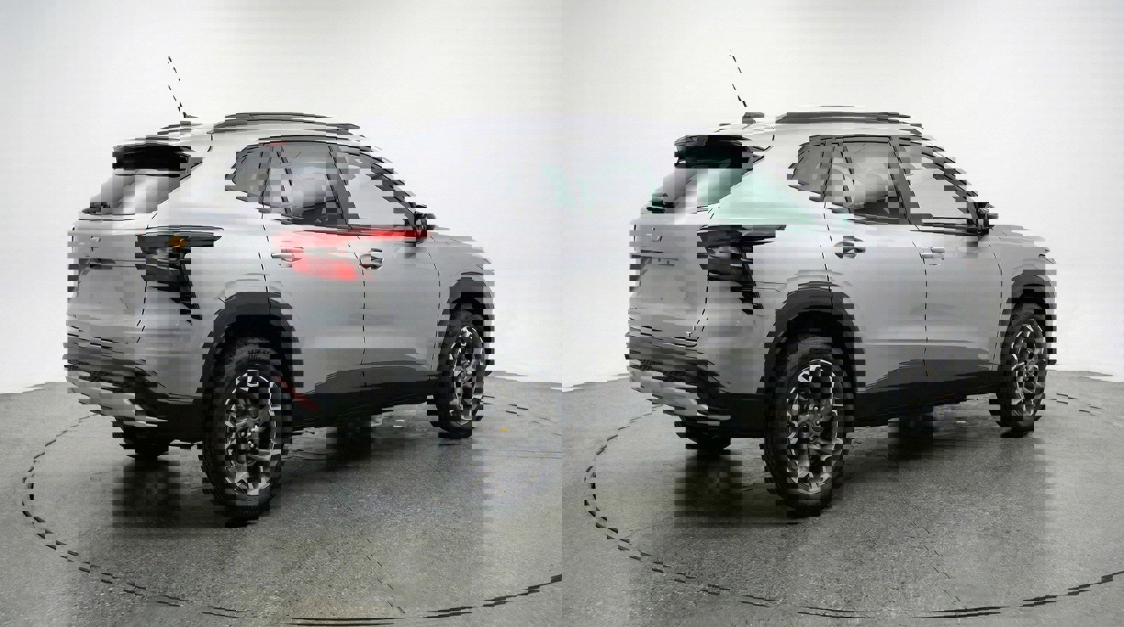 Used 2025 Chevrolet Trax LT image 7