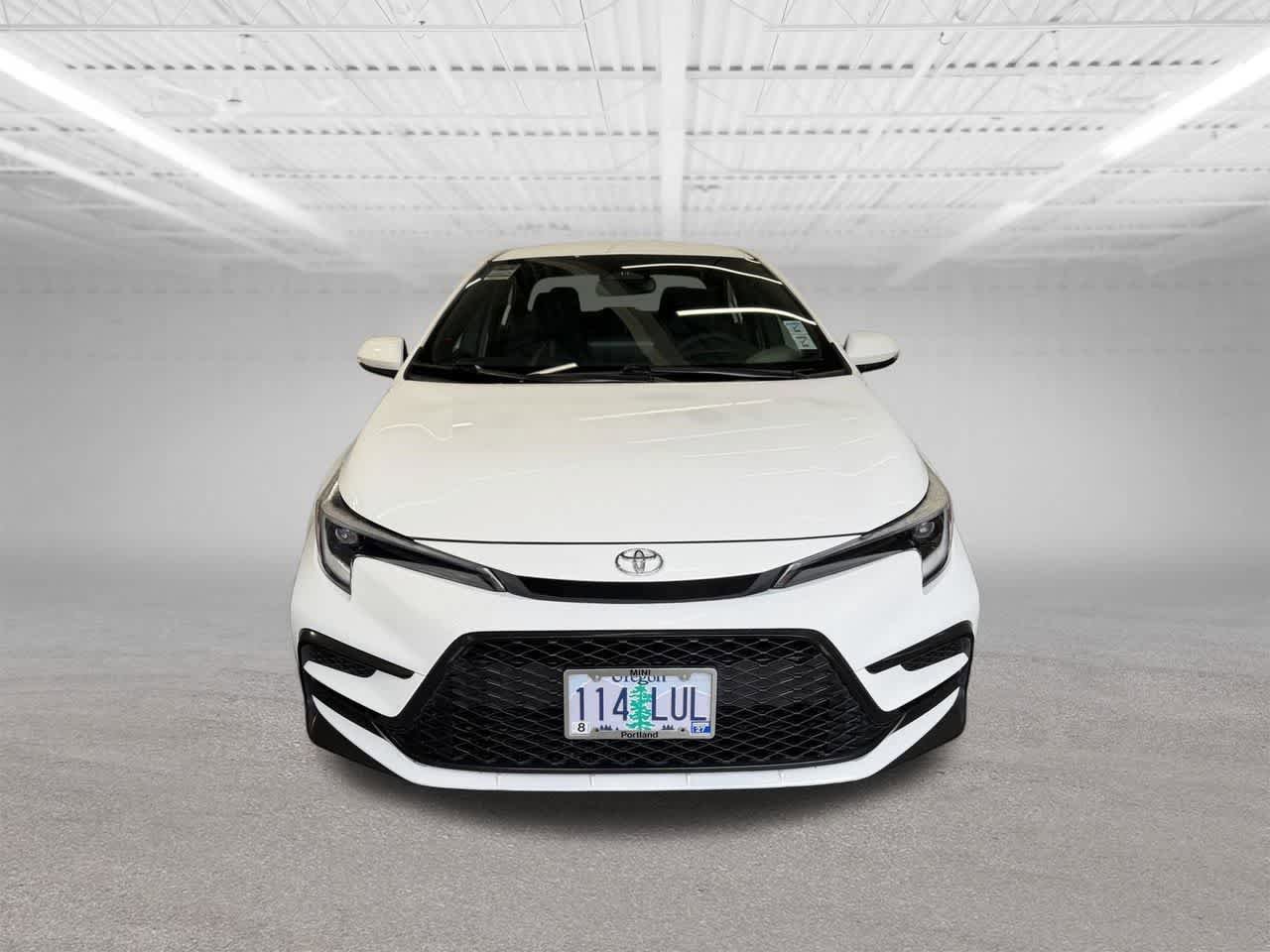 Used 2024 Toyota Corolla SE FWD image 8