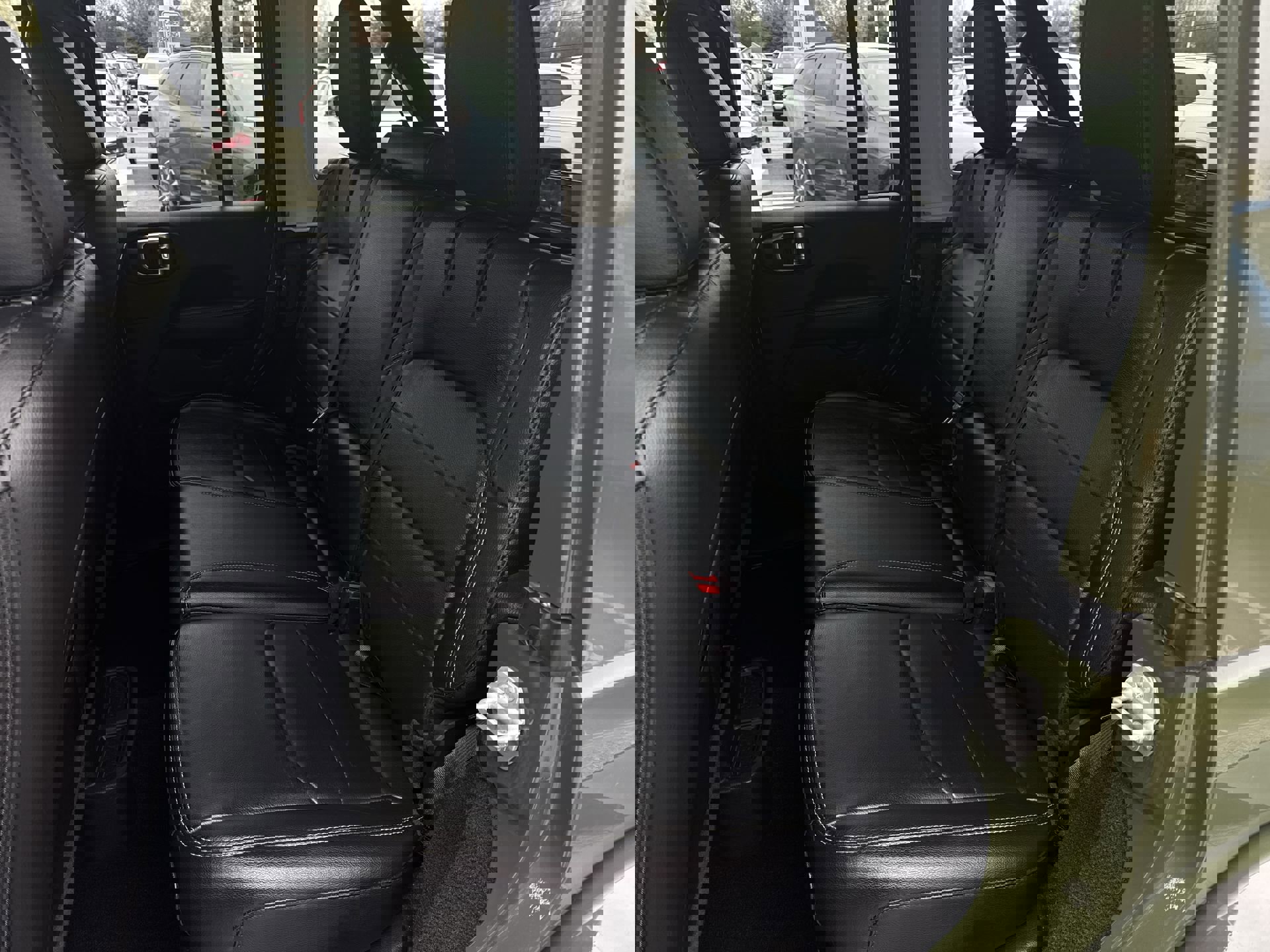 Used 2021 Jeep Wrangler Unlimited Sahara w/ Cold Weather Group image 26