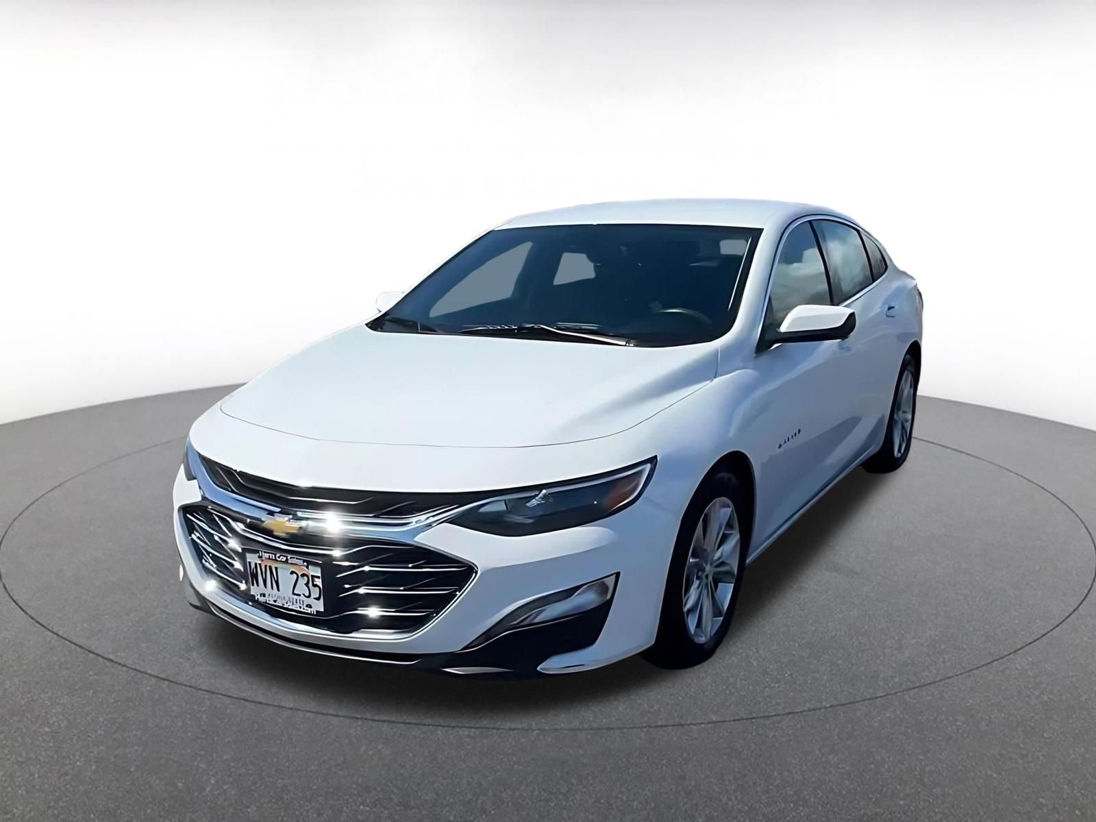 Used 2023 Chevrolet Malibu LT w/ Driver Confidence Package image 4