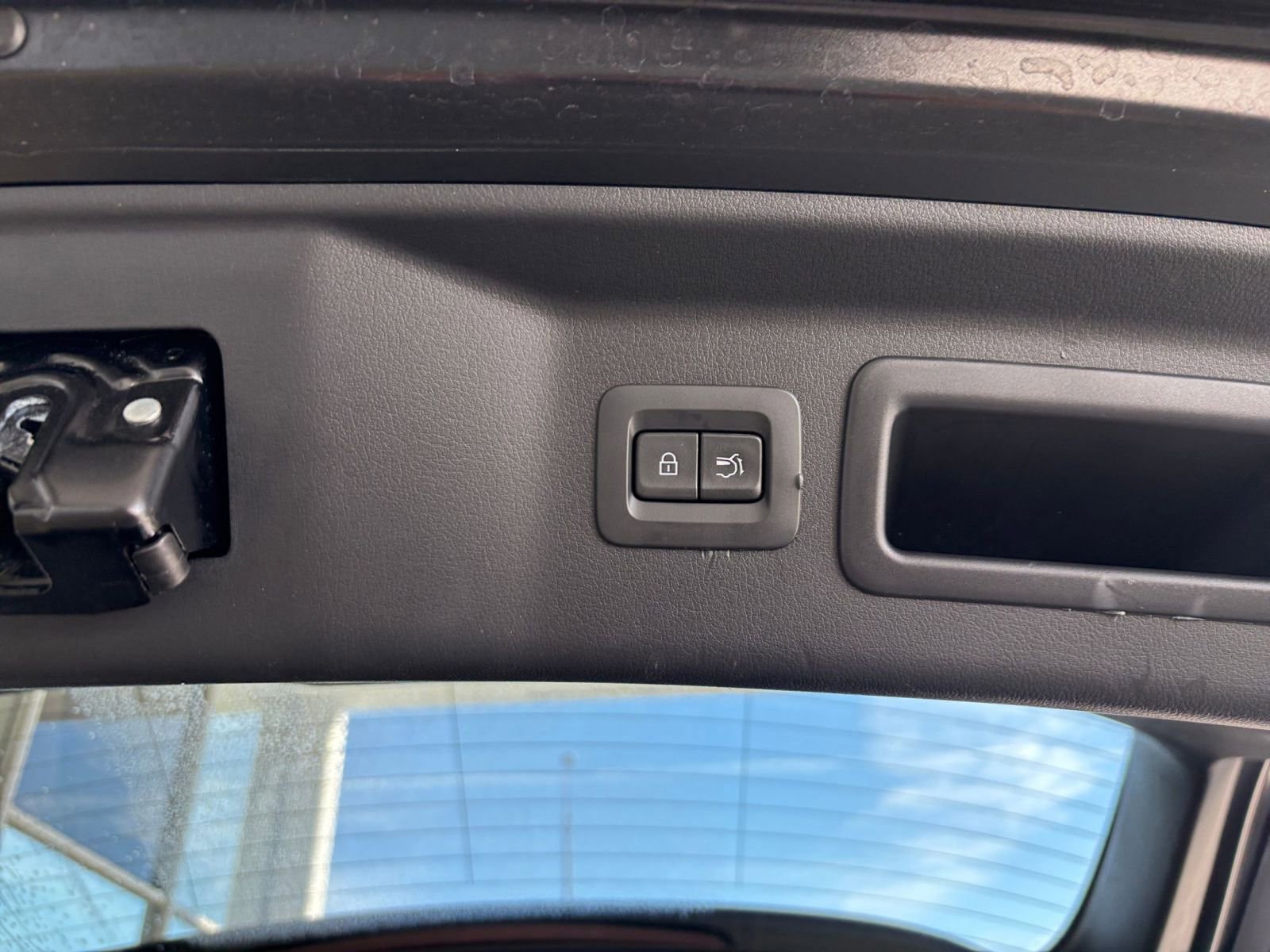 Used 2025 MAZDA CX-90 3.3 Turbo w/ Preferred Package AWD/4WD image 31