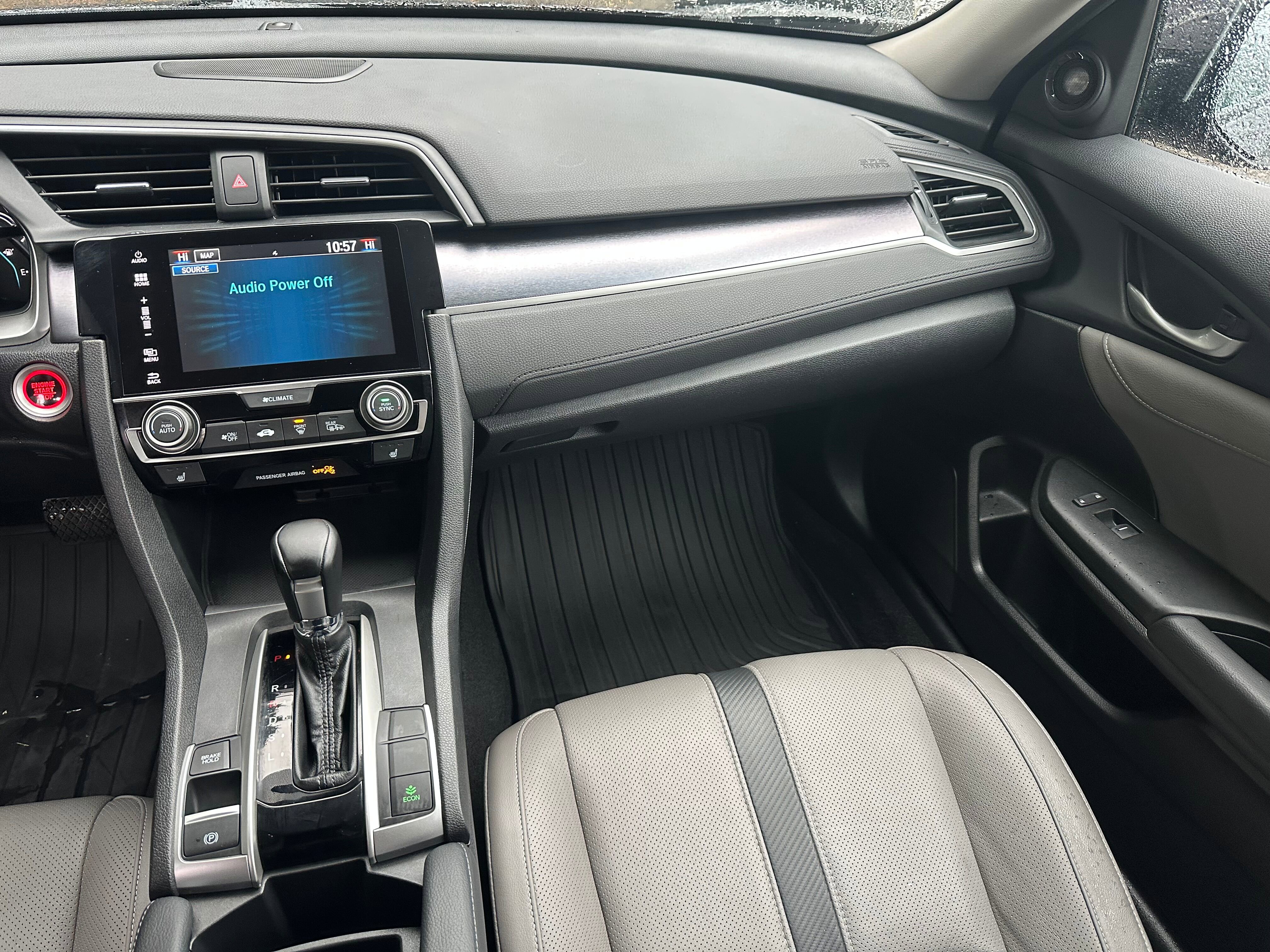 Used 2016 Honda Civic Touring image 18