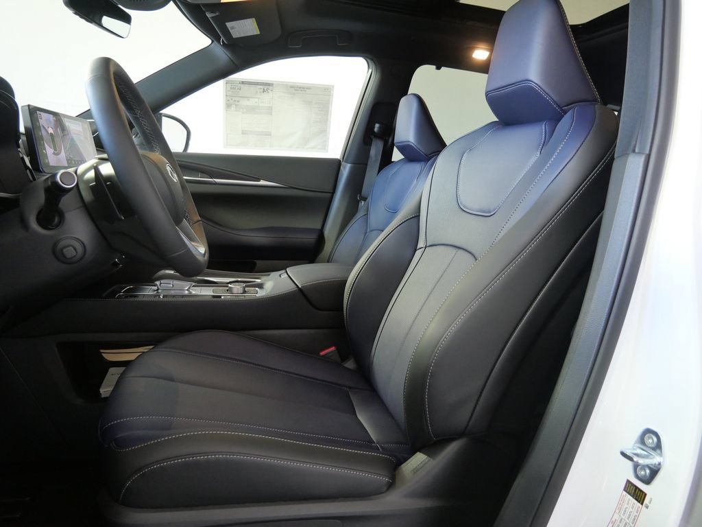 New 2026 INFINITI QX60 Sport w/ Dark Cargo Package AWD/4WD image 10