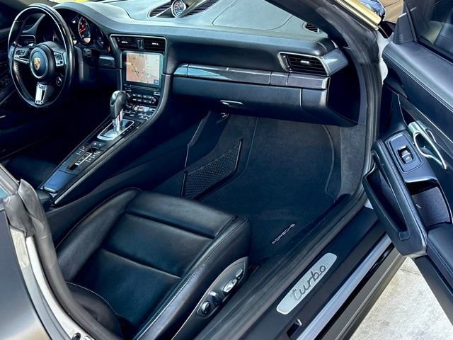 Used 2017 Porsche 911 Turbo image 26