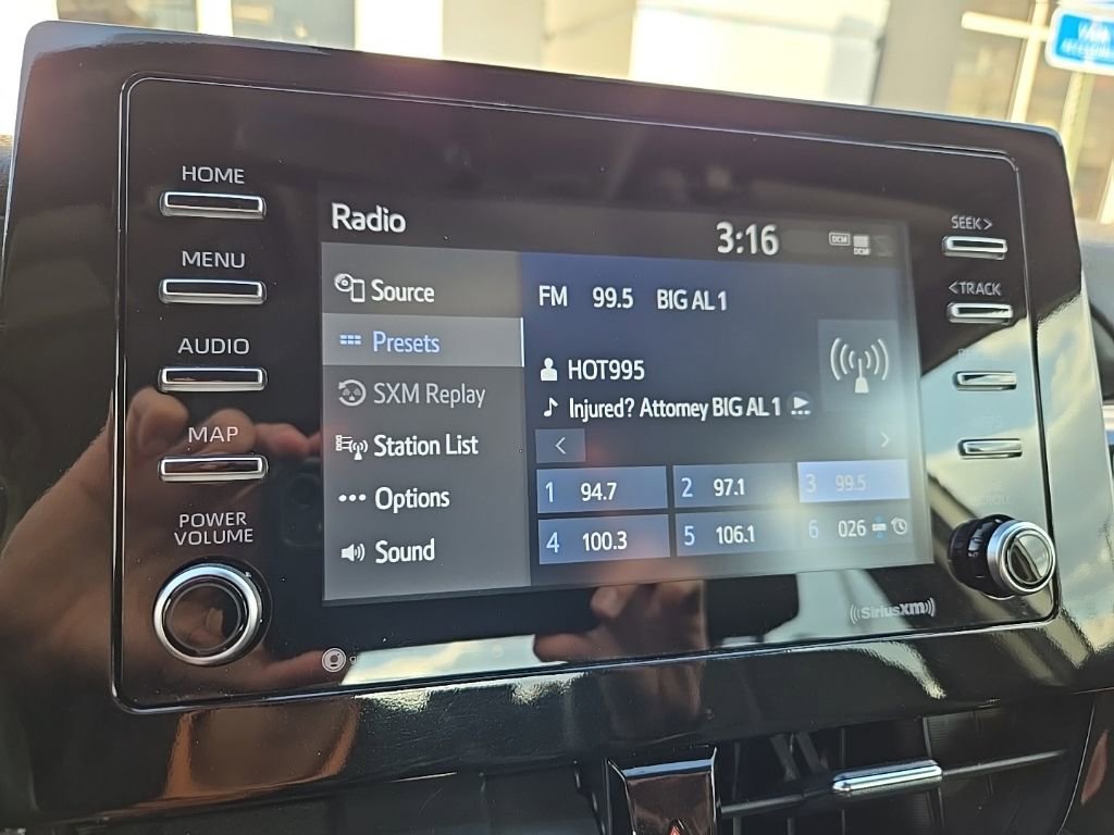 Used 2024 Toyota Camry SE w/ Cold Weather Package image 27