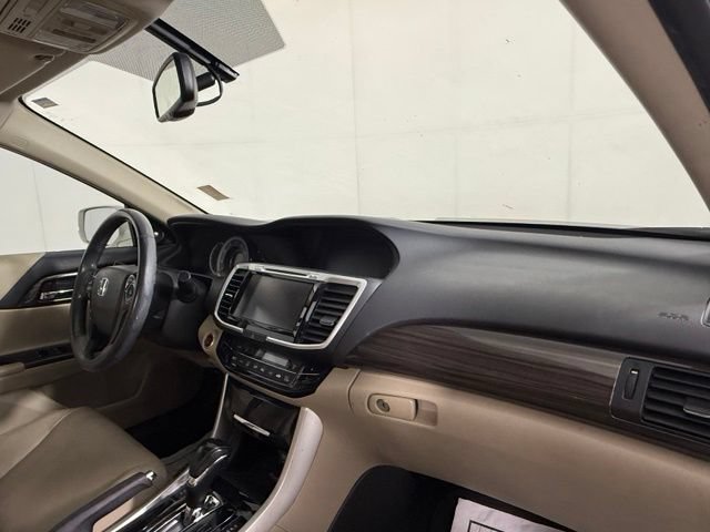 Used 2016 Honda Accord EX-L image 26