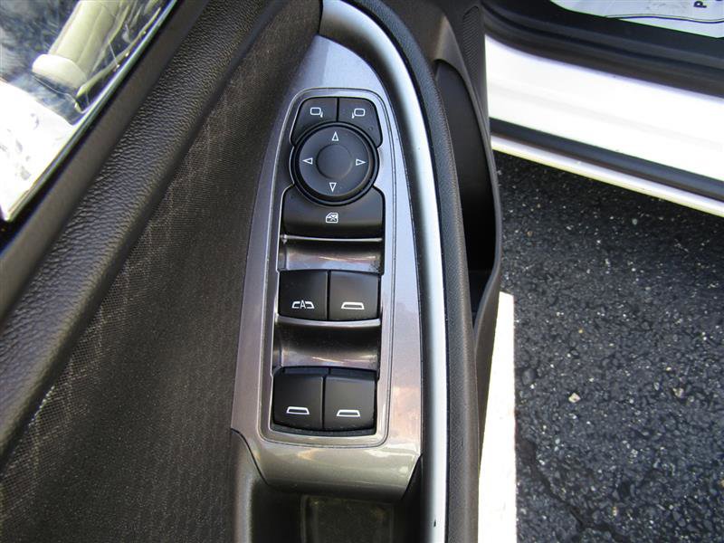 Used 2023 Chevrolet Malibu LT image 11