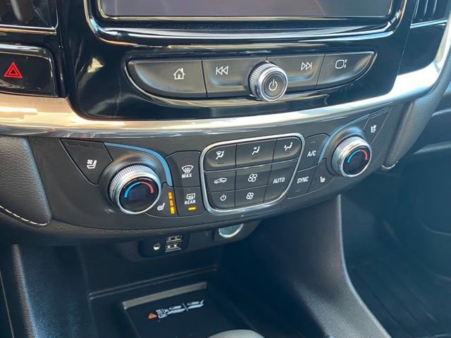 Used 2023 Chevrolet Traverse Premier w/ Redline Edition image 19