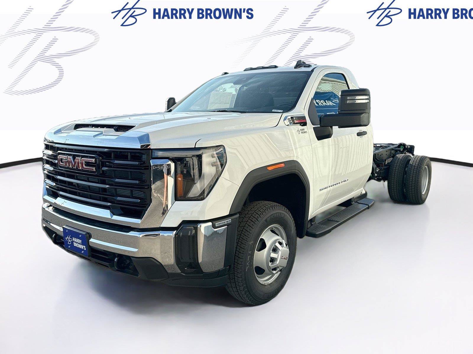New 2026 GMC Sierra 3500 Pro w/ Convenience Package