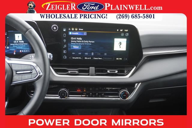 Used 2025 Chevrolet Equinox LT image 10