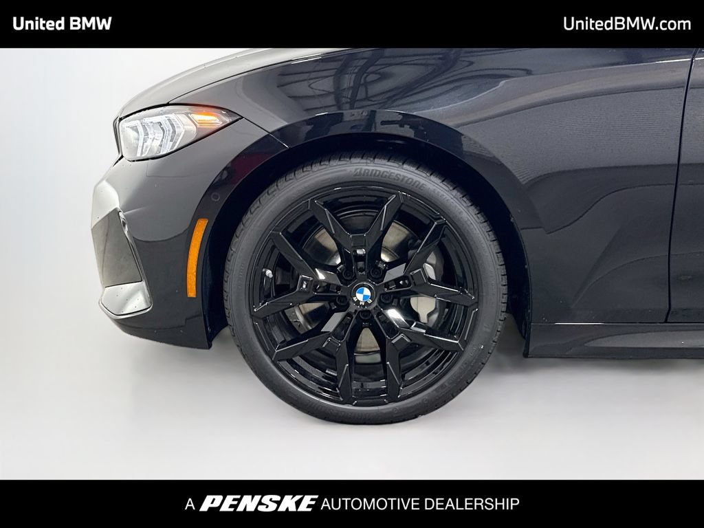 New 2026 BMW 330i Sedan w/ M Sport Package RWD image 9
