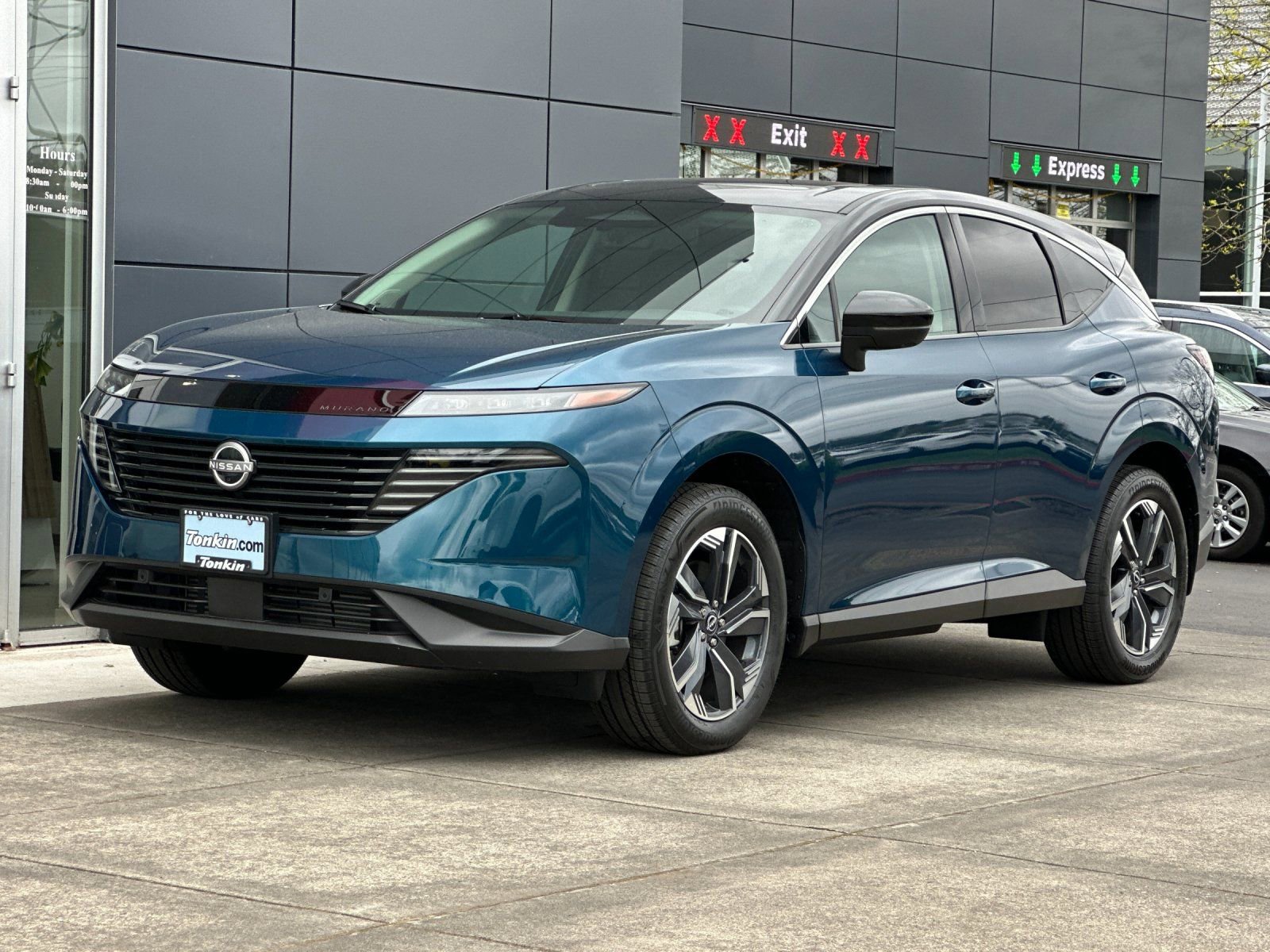 Used 2025 Nissan Murano SL w/ Cargo Package AWD/4WD image 7