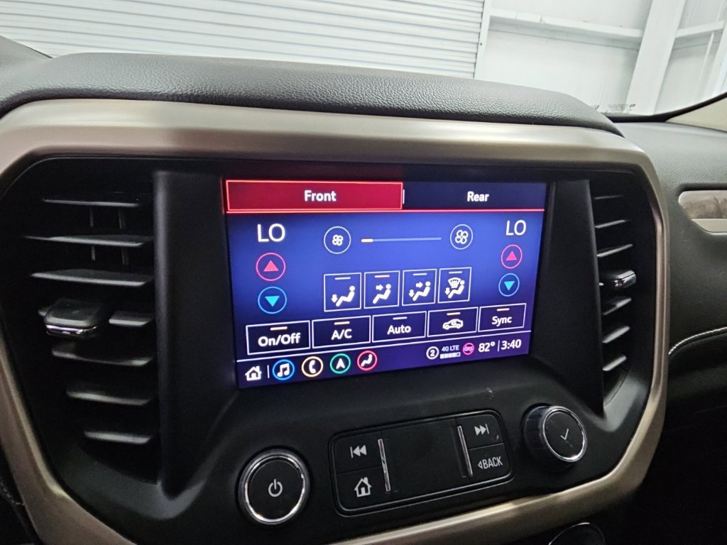 Used 2023 GMC Acadia Denali w/ Denali Ultimate Package AWD/4WD image 18