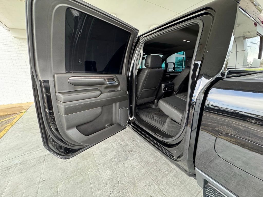 Used 2024 Chevrolet Silverado 2500 LTZ w/ LTZ Convenience Package image 19