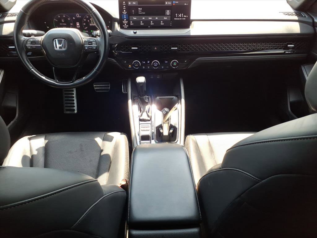 Used 2023 Honda Accord Sport image 17