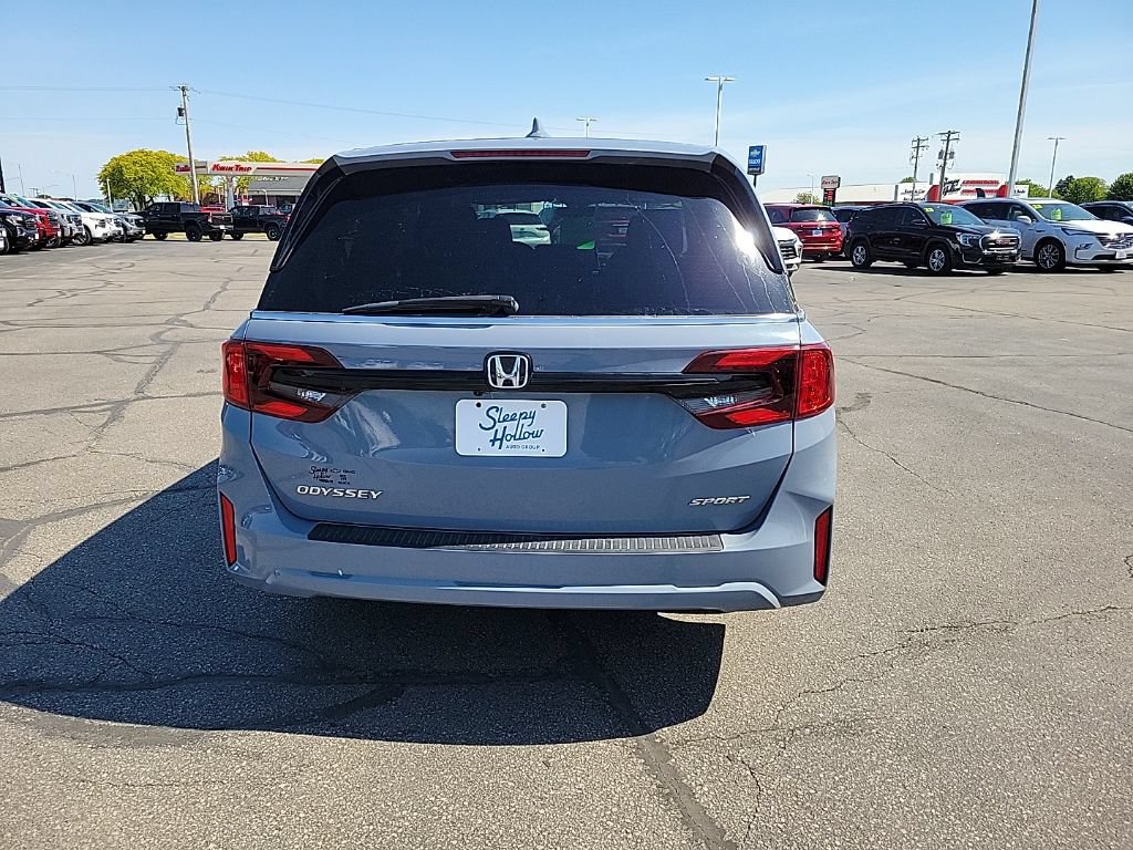 Used 2025 Honda Odyssey Sport-L image 6