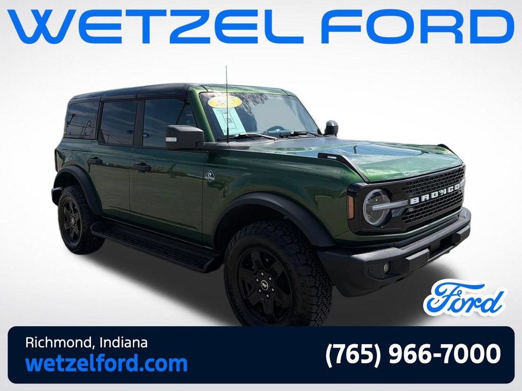 Used 2025 Ford Bronco Outer Banks AWD/4WD image 1