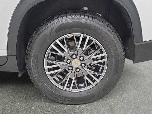 Used 2025 Chevrolet Traverse LT AWD/4WD image 32