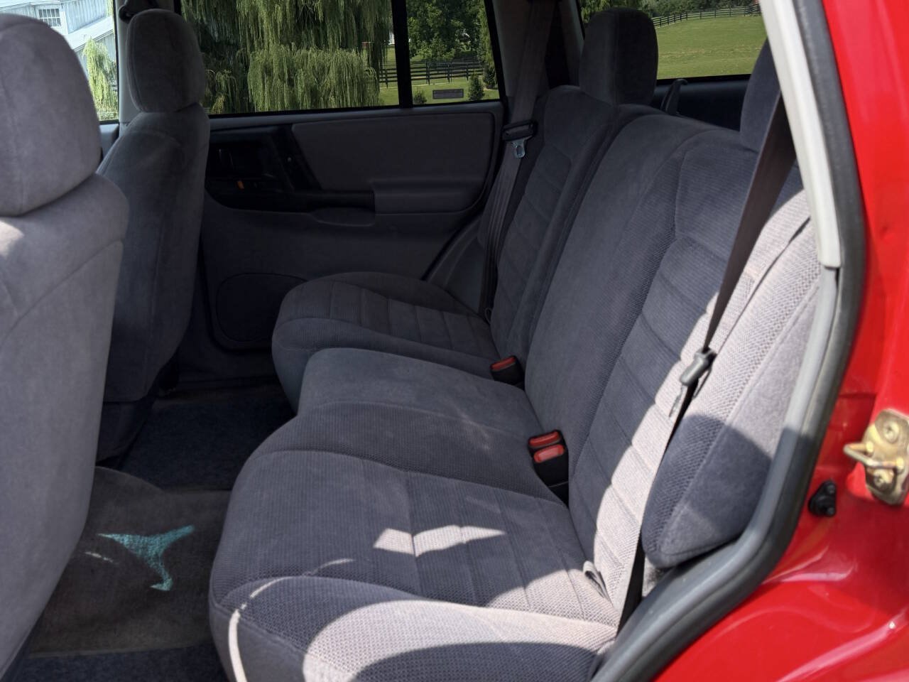 Used 1996 Jeep Grand Cherokee Laredo RWD image 14