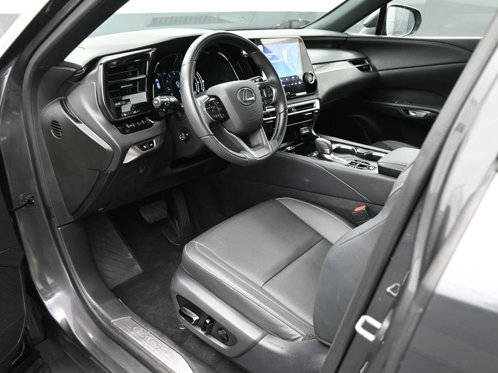 Used 2024 Lexus RX 350 Premium w/ Accessory Package (Z1) AWD/4WD image 2