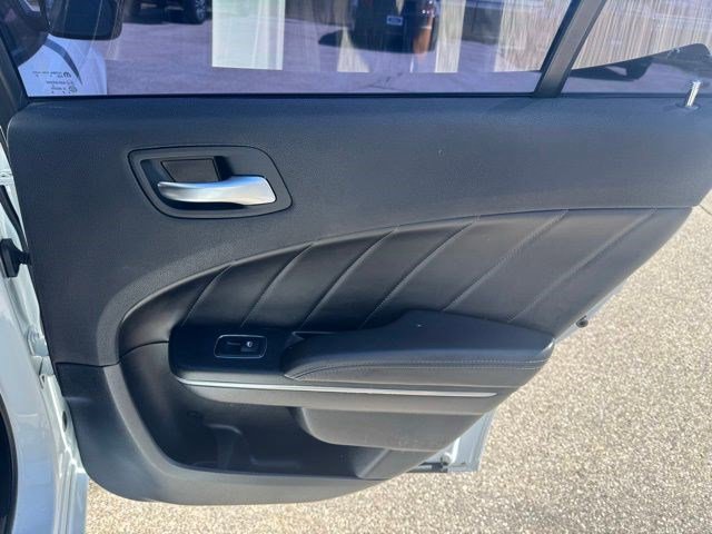 Used 2018 Dodge Charger GT image 30