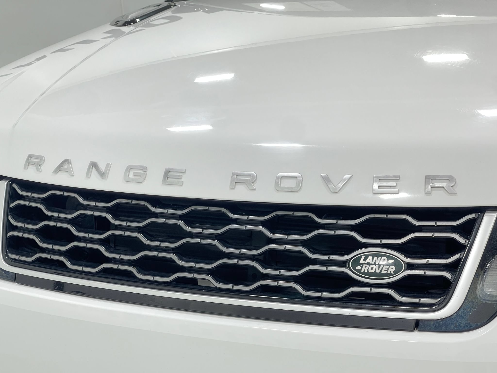 Used 2020 Land Rover Range Rover Sport HSE AWD/4WD image 38
