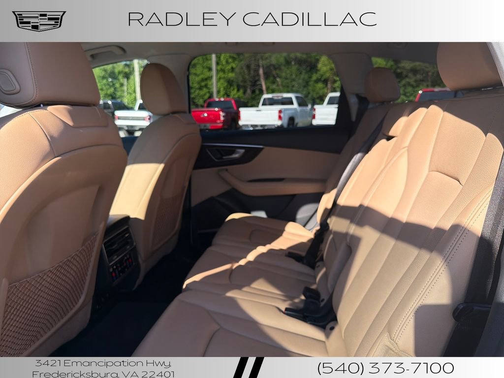 Used 2023 Audi Q7 3.0T Premium Plus AWD/4WD image 11