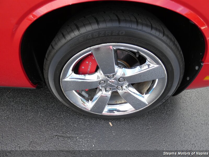 Used 2011 Dodge Challenger RWD image 18