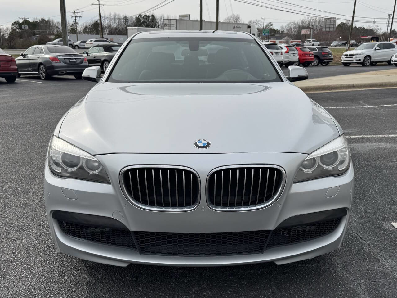 Used 2015 BMW 740i 740i 4dr Sedan w/ Executive Package RWD image 2