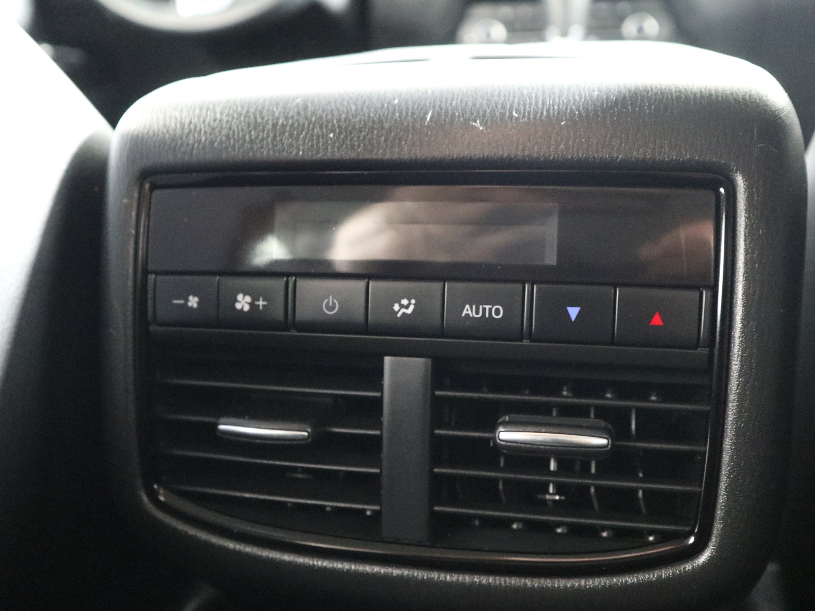 Used 2022 MAZDA CX-9 Touring AWD/4WD image 17