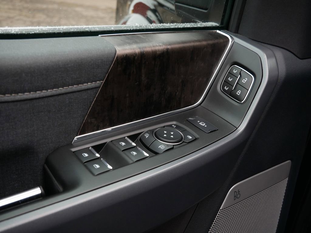 Certified 2024 Ford F450 Lariat w/ Lariat Ultimate Package image 18