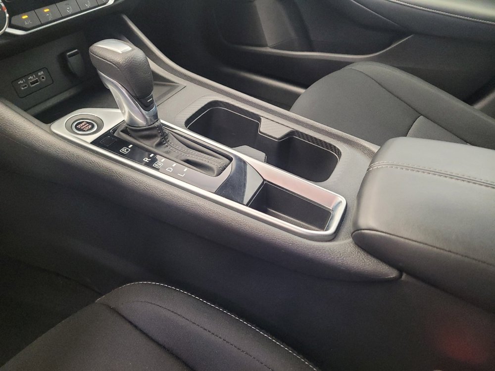 Used 2023 Nissan Sentra SV image 26