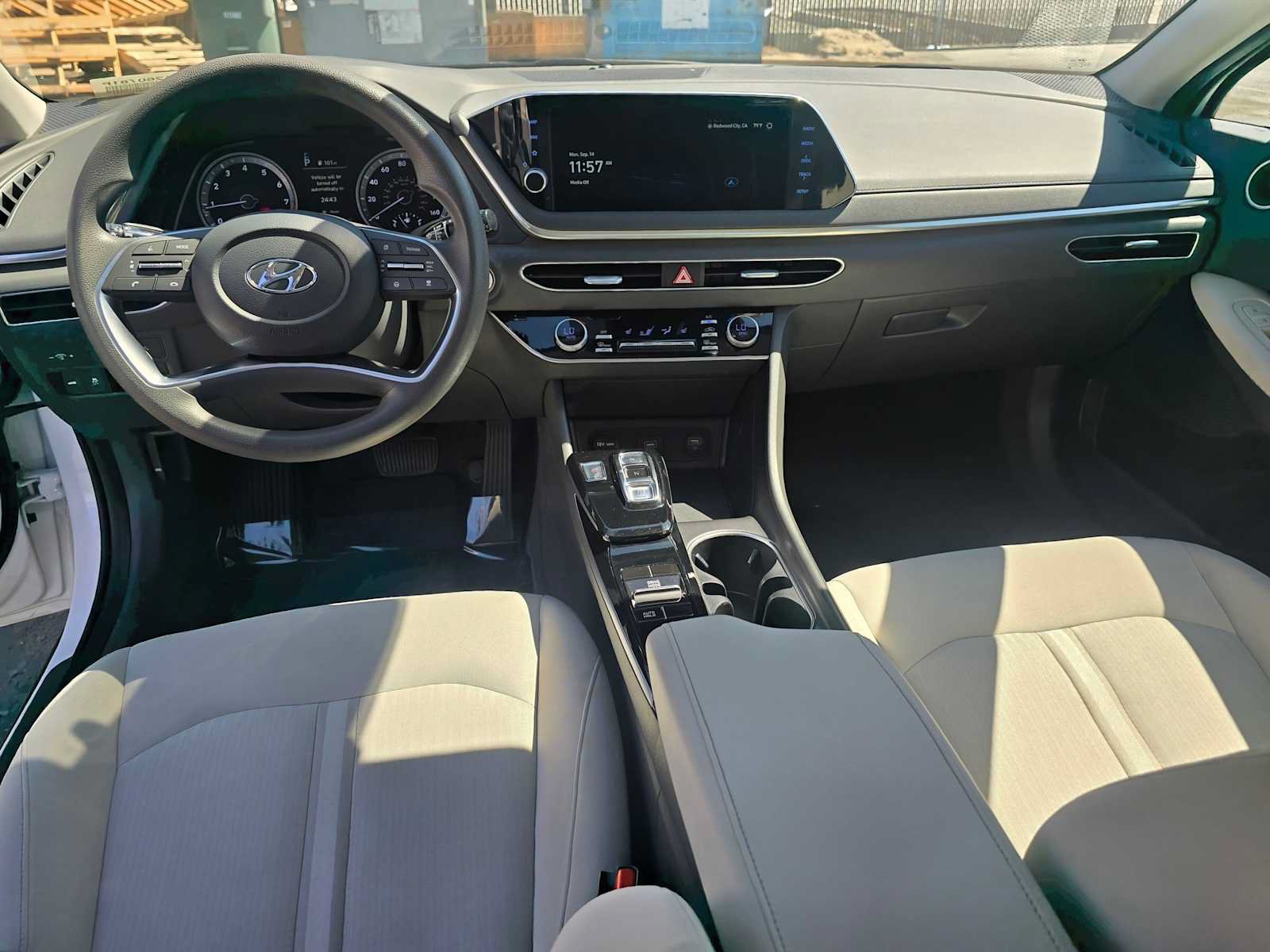 Used 2023 Hyundai Sonata SEL FWD image 18
