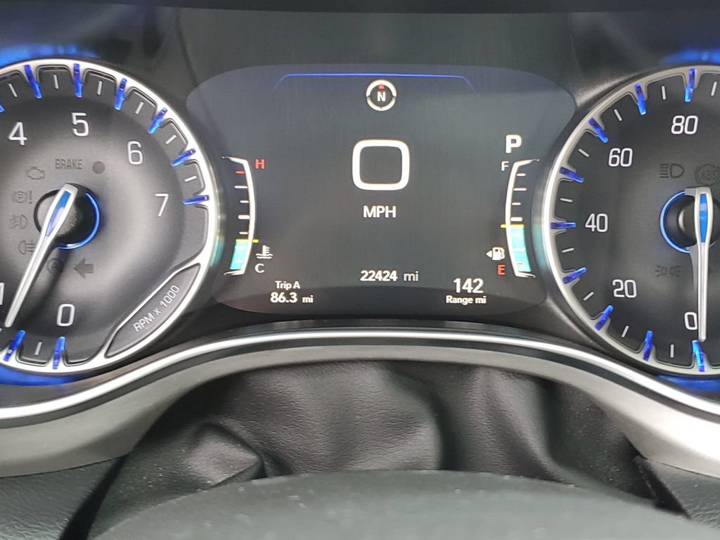 Certified 2024 Chrysler Pacifica Pinnacle AWD/4WD image 26