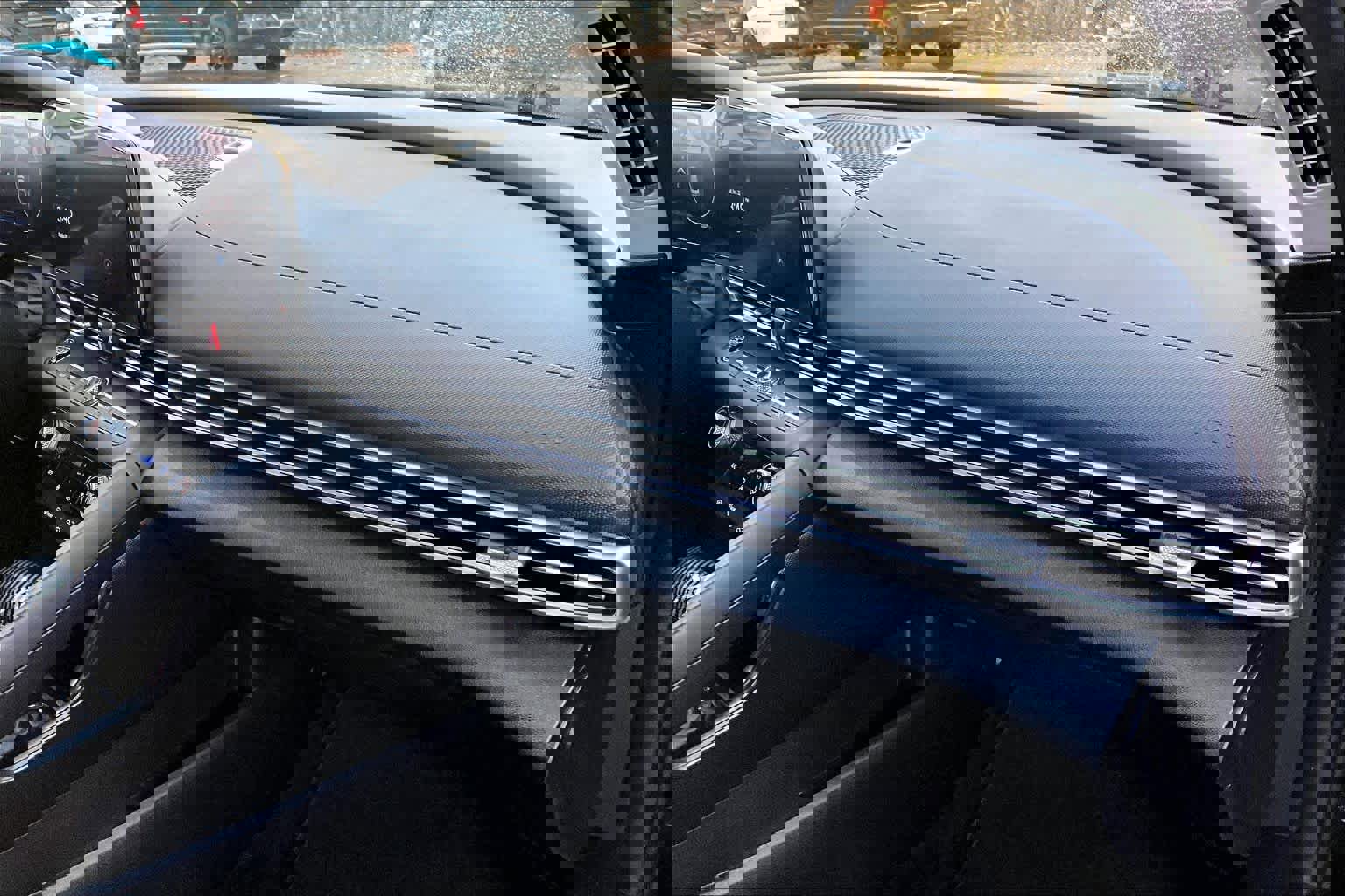 Used 2024 Hyundai Elantra SEL image 15