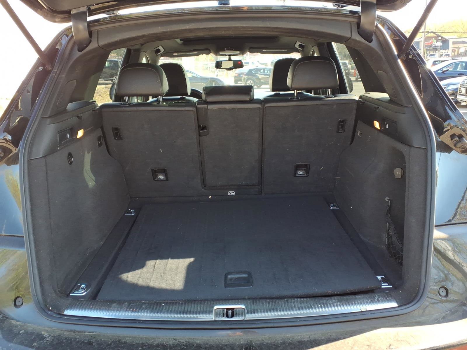 Used 2016 Audi Q5 3.0T Premium Plus image 12