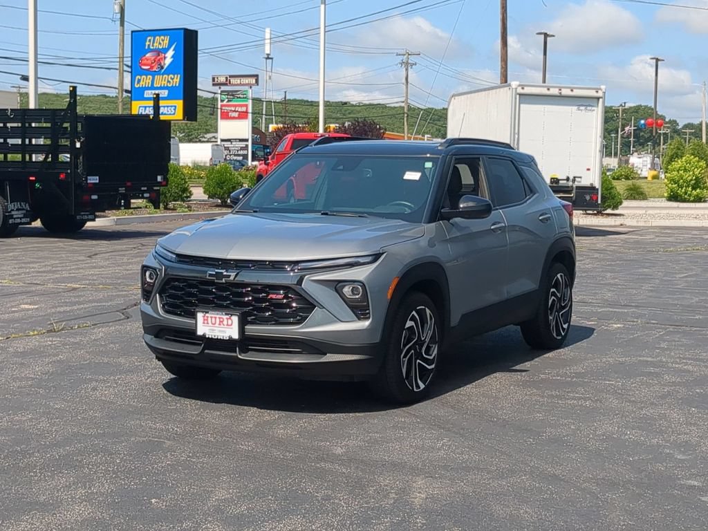 Used 2024 Chevrolet TrailBlazer RS w/ Convenience Package AWD/4WD image 9
