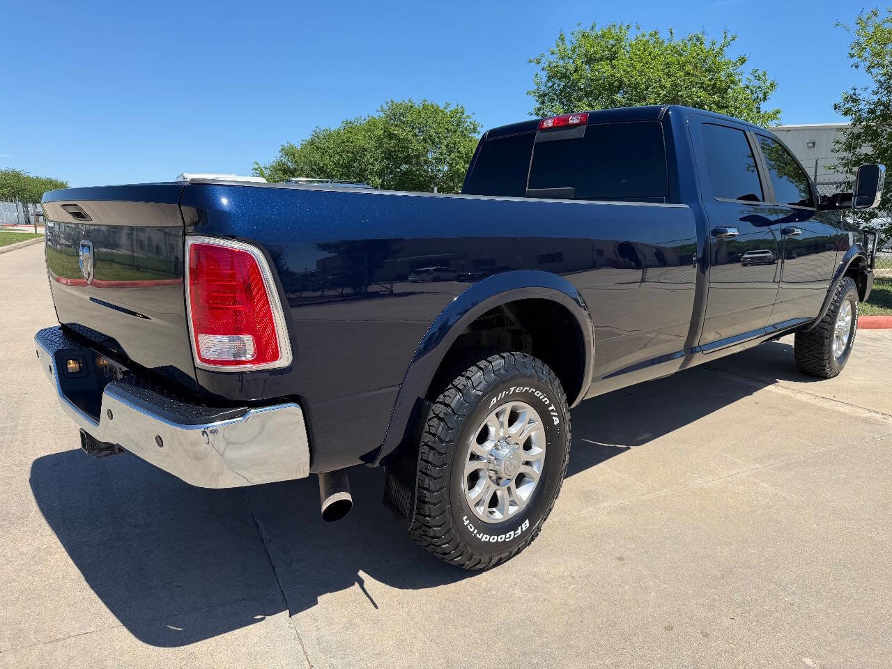 Used 2014 RAM 3500 Laramie w/ Cold Weather Group AWD/4WD image 6