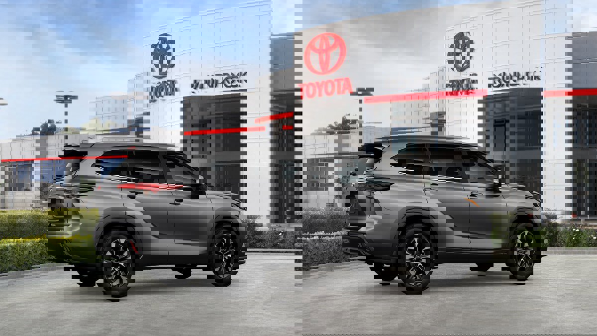 New 2026 Toyota Highlander XLE image 11
